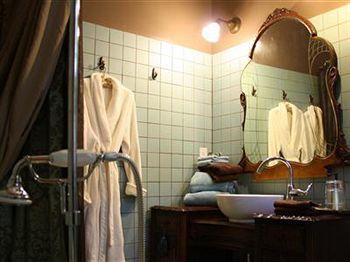 Plum Grove Inn Айова-Сіті Екстер'єр фото